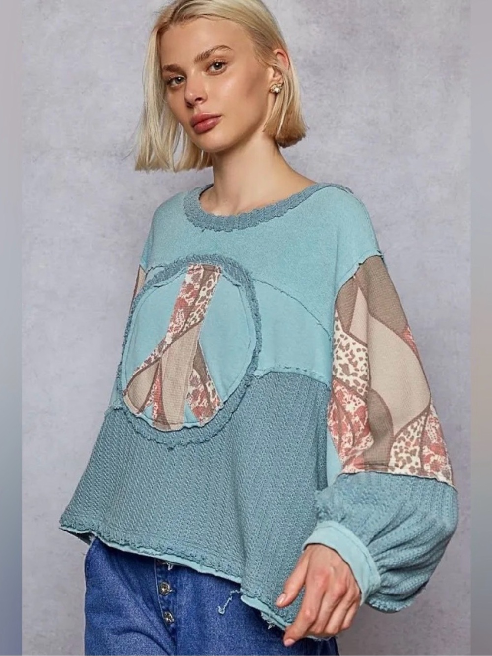 POL Blue Thermal Patchwork Peace Sign Top Sweatshirt Raw Edge L EUC pink/peach